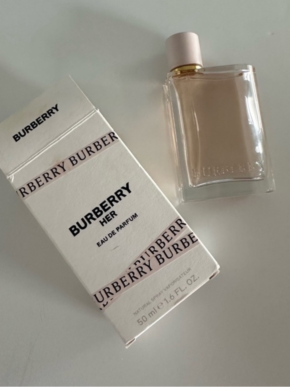 Burberry Her perfume 🩷🎀